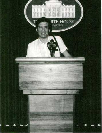 Иллюстрация к книге — Записки контрразведчика. Взгляд изнутри на противоборство КГБ и ЦРУ, и не только [i_066.jpg]