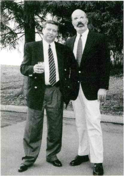 Иллюстрация к книге — Записки контрразведчика. Взгляд изнутри на противоборство КГБ и ЦРУ, и не только [i_076.jpg]