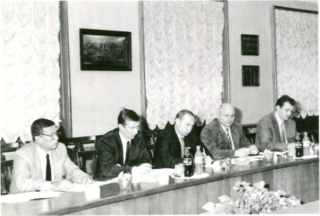 Иллюстрация к книге — Записки контрразведчика. Взгляд изнутри на противоборство КГБ и ЦРУ, и не только [i_084.jpg]