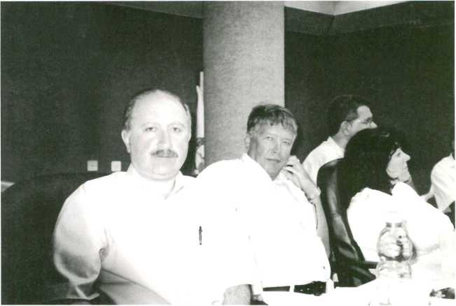 Иллюстрация к книге — Записки контрразведчика. Взгляд изнутри на противоборство КГБ и ЦРУ, и не только [i_098.jpg]