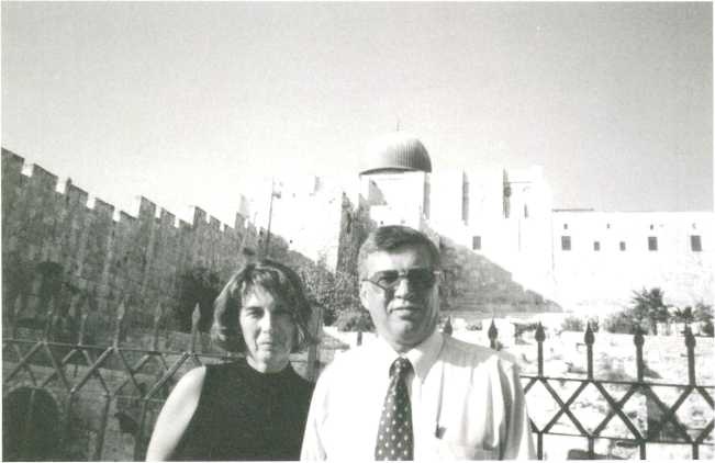 Иллюстрация к книге — Записки контрразведчика. Взгляд изнутри на противоборство КГБ и ЦРУ, и не только [i_105.jpg]