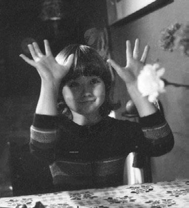 Иллюстрация к книге — Тайны жизни Ники Турбиной («Я не хочу расти…) [i_033.jpg]