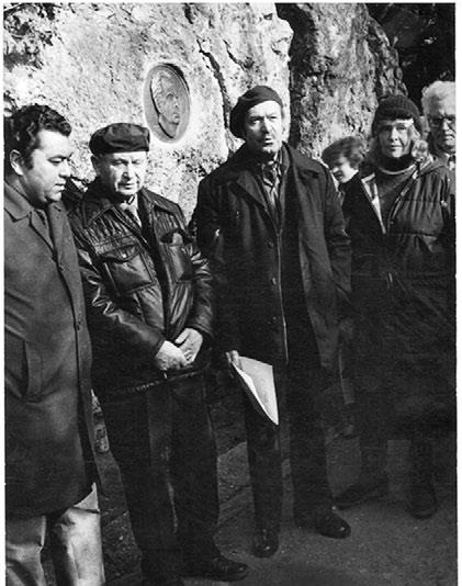 Иллюстрация к книге — Тайны жизни Ники Турбиной («Я не хочу расти…) [i_061.jpg]