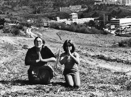 Иллюстрация к книге — Тайны жизни Ники Турбиной («Я не хочу расти…) [i_066.jpg]