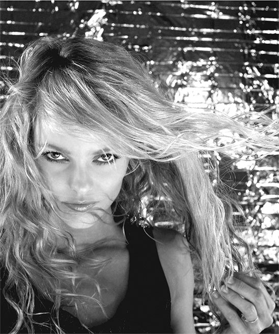 Иллюстрация к книге — Джонни Депп. Романтик и хулиган [i_002.jpg]