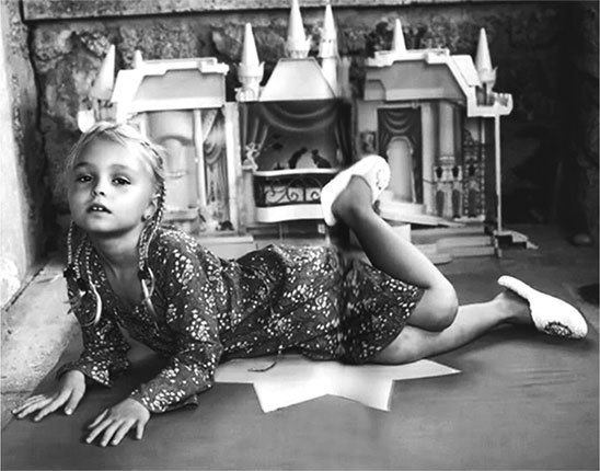 Иллюстрация к книге — Джонни Депп. Романтик и хулиган [i_018.jpg]