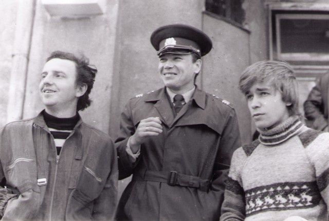 Иллюстрация к книге — Чайф. Рок-н-ролл это мы! Семейная сага [i_015.jpg]