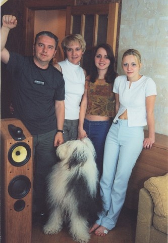 Иллюстрация к книге — Чайф. Рок-н-ролл это мы! Семейная сага [i_052.jpg]