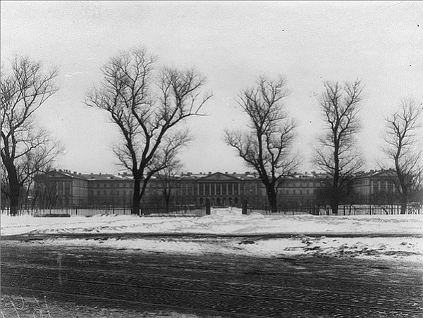 Иллюстрация к книге — Три покушения на Ленина [i_010.jpg]