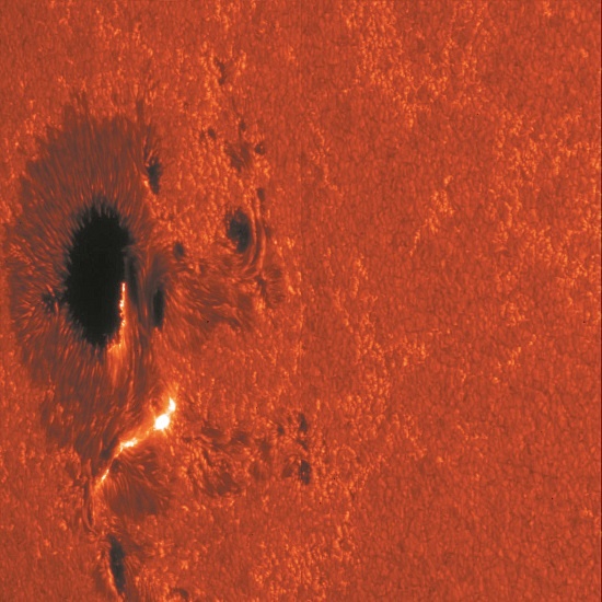 Иллюстрация к книге — Лекции о Солнце [i_033.jpg]