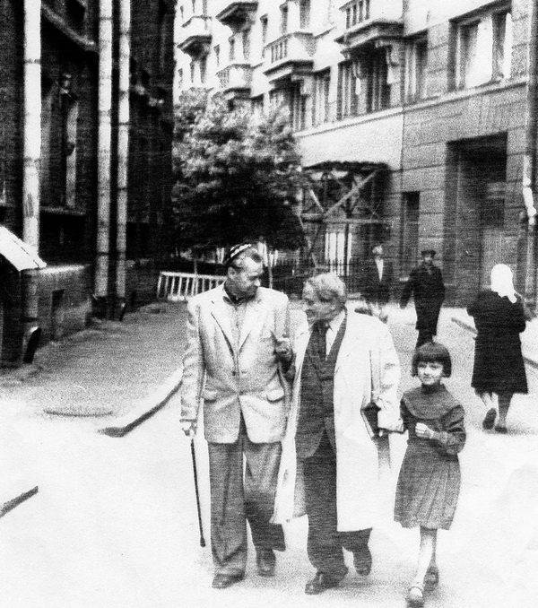 Иллюстрация к книге — Серебряный век в нашем доме [i_048.jpg]