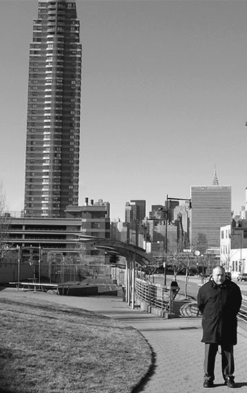 Иллюстрация к книге — Посреди времен, или Карта моей памяти [i_051.jpg]