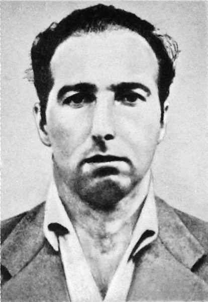 Иллюстрация к книге — Век криминалистики [i_020.jpg]