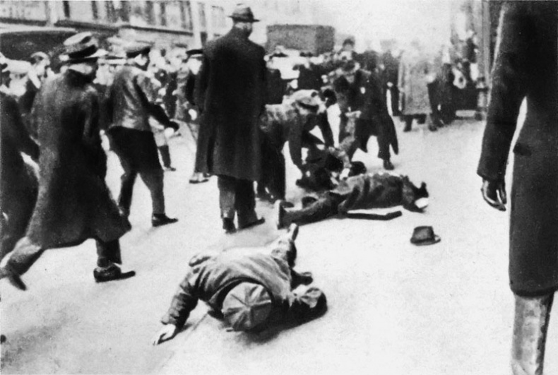 Иллюстрация к книге — Век криминалистики [i_077.jpg]