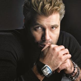 Иллюстрация к книге — Три цвета любви [i_001.jpg]