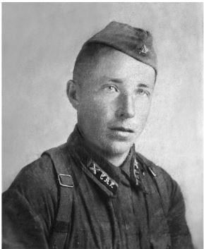 Иллюстрация к книге — Подольские курсанты [i_033.jpg]