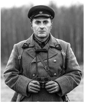 Иллюстрация к книге — Подольские курсанты [i_051.jpg]