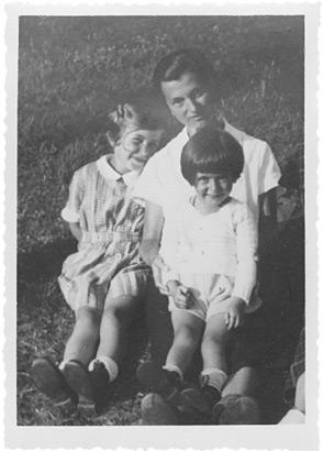 Иллюстрация к книге — Где-то в мире есть солнце. Свидетельство о Холокосте [i_016.jpg]