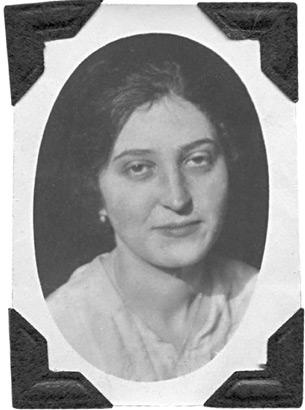 Иллюстрация к книге — Где-то в мире есть солнце. Свидетельство о Холокосте [i_017.jpg]