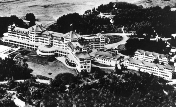 Иллюстрация к книге — Бреттон-Вудс: ключевое событие новейшей финансовой истории [i_001.jpg]