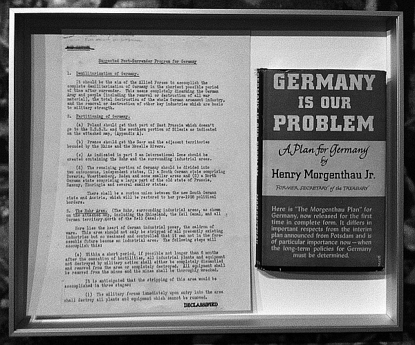 Иллюстрация к книге — Бреттон-Вудс: ключевое событие новейшей финансовой истории [i_025.jpg]