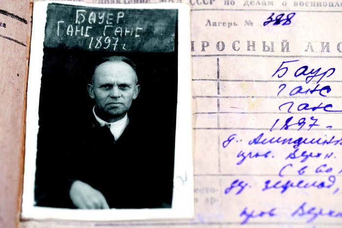 Иллюстрация к книге — Смерть Гитлера [i_029.jpg]