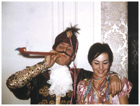 Иллюстрация к книге — Мода и гении [i_101.jpg]