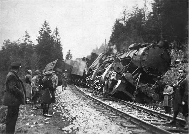 Иллюстрация к книге — Разведка и Кремль. Записки нежелательного свидетеля [i_107.jpg]