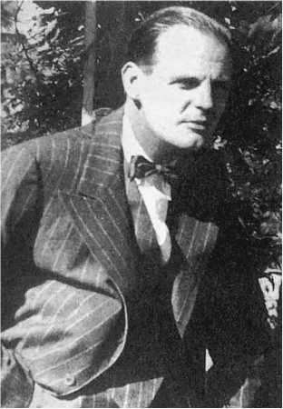 Иллюстрация к книге — Разведка и Кремль. Записки нежелательного свидетеля [i_117.jpg]