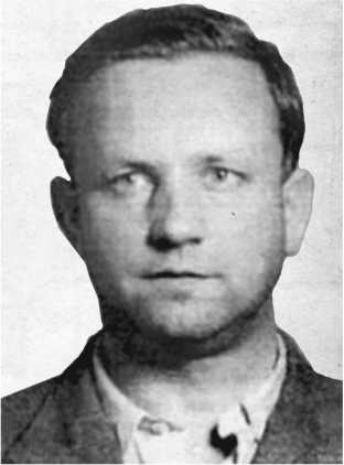 Иллюстрация к книге — Разведка и Кремль. Записки нежелательного свидетеля [i_122.jpg]