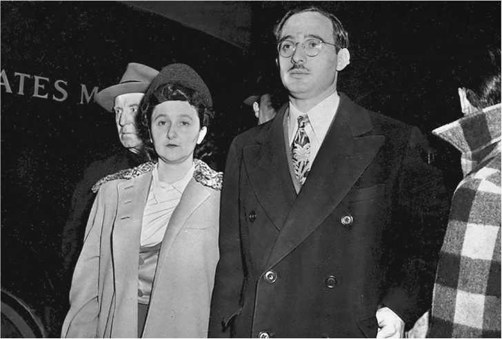 Иллюстрация к книге — Разведка и Кремль. Записки нежелательного свидетеля [i_157.jpg]