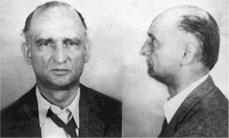 Иллюстрация к книге — Разведка и Кремль. Записки нежелательного свидетеля [i_168.jpg]