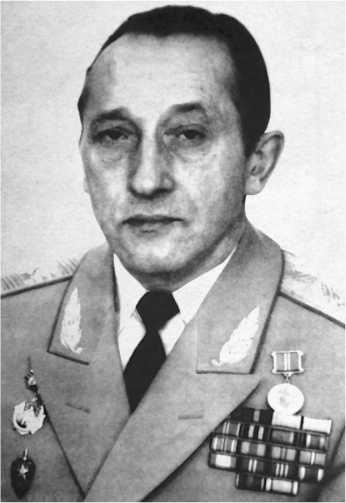 Иллюстрация к книге — Разведка и Кремль. Записки нежелательного свидетеля [i_225.jpg]