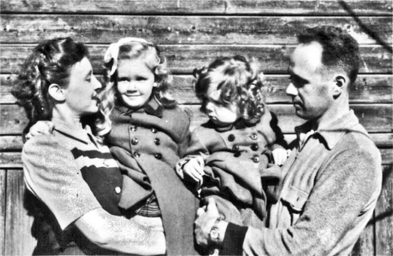 Иллюстрация к книге — А-бомба. От Сталина до Путина. Фрагменты истории в воспоминаниях и документах [i_021.jpg]