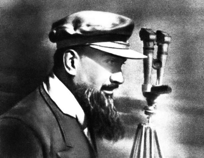 Иллюстрация к книге — А-бомба. От Сталина до Путина. Фрагменты истории в воспоминаниях и документах [i_056.jpg]