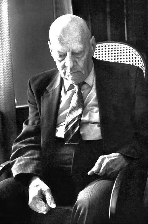 Иллюстрация к книге — А-бомба. От Сталина до Путина. Фрагменты истории в воспоминаниях и документах [i_060.jpg]