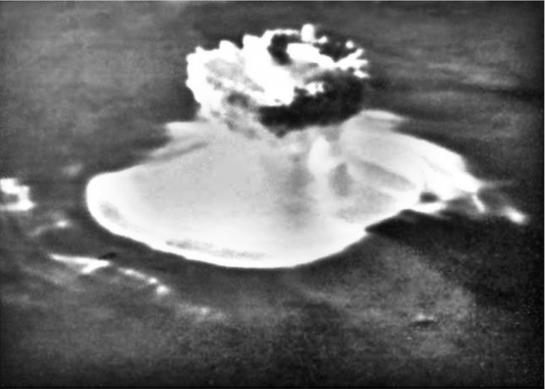 Иллюстрация к книге — А-бомба. От Сталина до Путина. Фрагменты истории в воспоминаниях и документах [i_088.jpg]