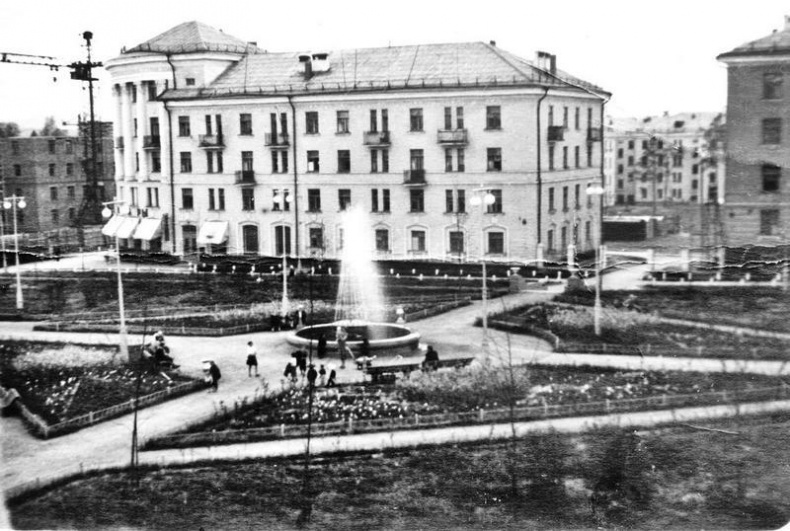 Иллюстрация к книге — А-бомба. От Сталина до Путина. Фрагменты истории в воспоминаниях и документах [i_105.jpg]