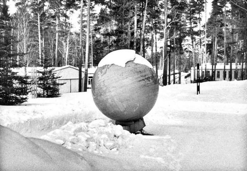 Иллюстрация к книге — А-бомба. От Сталина до Путина. Фрагменты истории в воспоминаниях и документах [i_116.jpg]