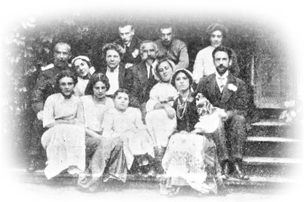 Иллюстрация к книге — Белая гвардия. Михаил Булгаков как исторический писатель [i_034.jpg]