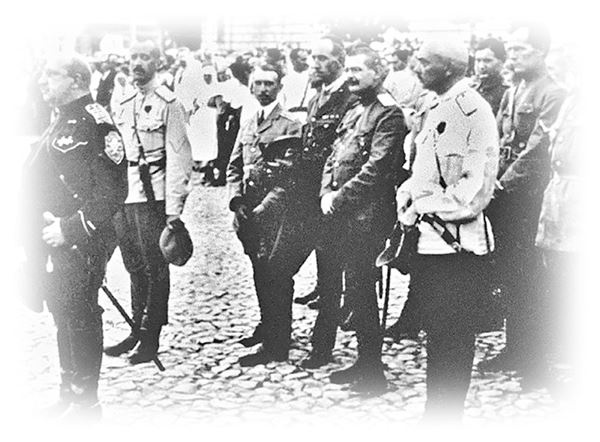 Иллюстрация к книге — Белая гвардия. Михаил Булгаков как исторический писатель [i_061.jpg]