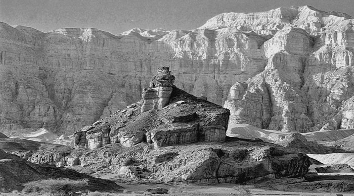 Иллюстрация к книге — Израиль. Путешествие за впечатлением и здоровьем [i_025.jpg]