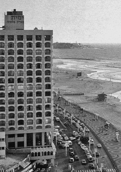 Иллюстрация к книге — Израиль. Путешествие за впечатлением и здоровьем [i_038.jpg]