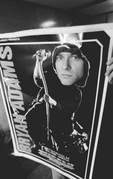 Иллюстрация к книге — Nirvana: Правдивая история [i_045.jpg]