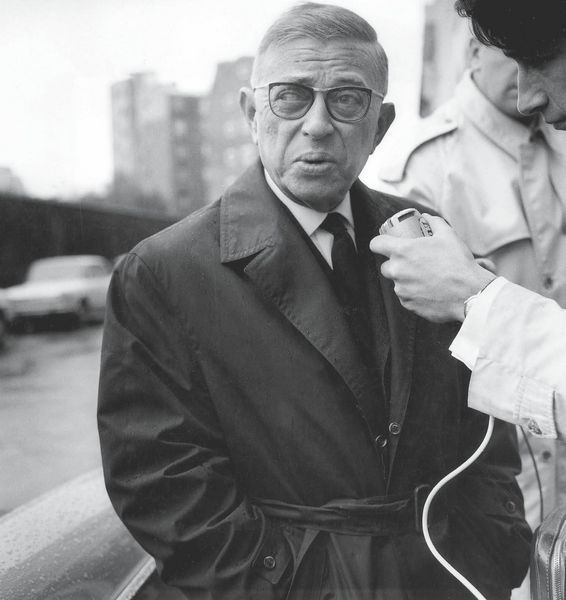 Иллюстрация к книге — Susan Sontag. Женщина, которая изменила культуру XX века [i_054.jpg]