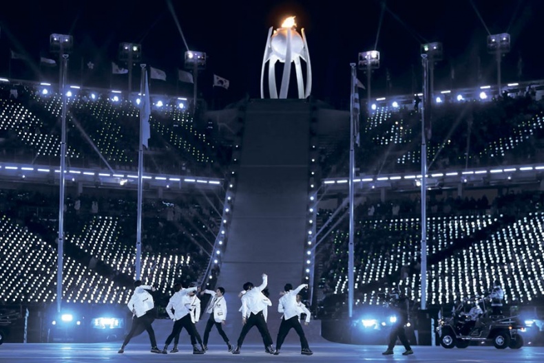 Иллюстрация к книге — EXO. Музыка с другой планеты [i_015.jpg]