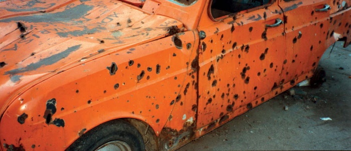 Иллюстрация к книге — Зачем нужна эта кнопка? Автобиография пилота и вокалиста Iron Maiden [i_032.jpg]