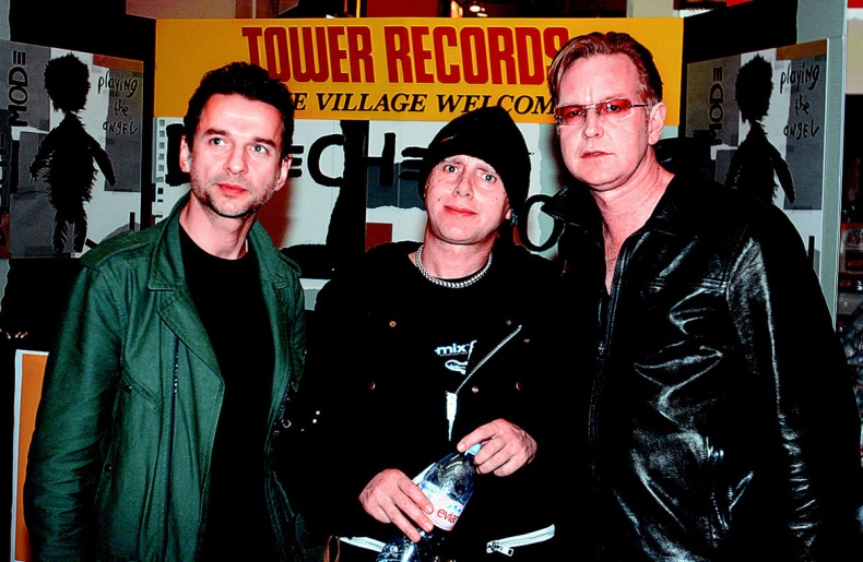 Иллюстрация к книге — Depeche Mode [i_024.jpg]