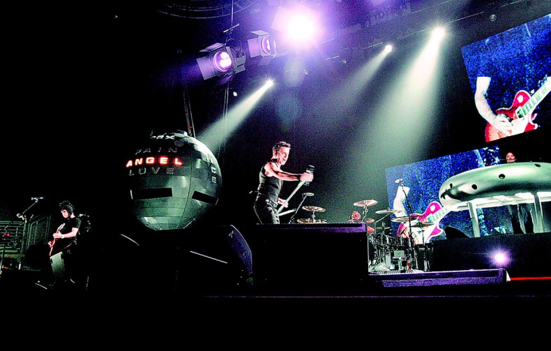 Иллюстрация к книге — Depeche Mode [i_025.jpg]