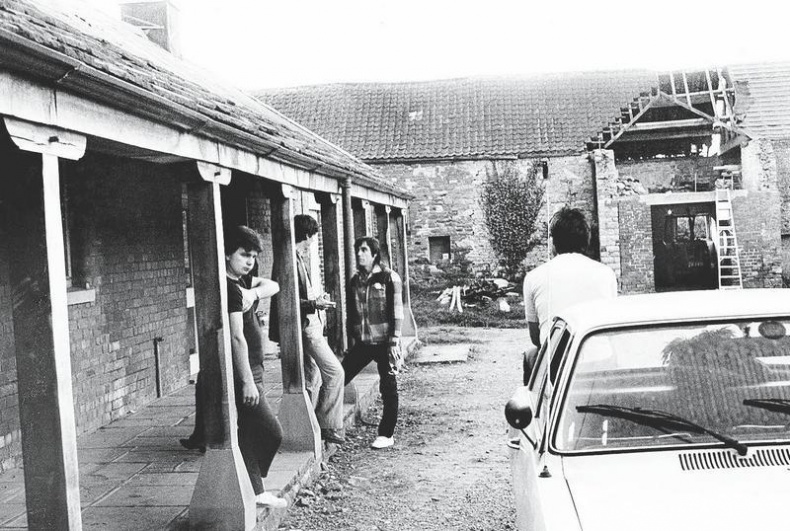 Иллюстрация к книге — Игги Поп. Вскройся в кровь [i_033.jpg]